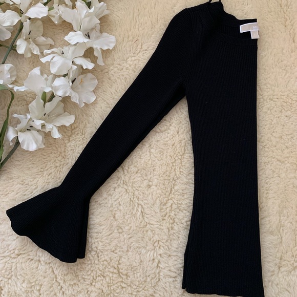 Crewneck Ruffle-Cuff Stretch-Viscose Ribbed Top - Picture 5 of 5